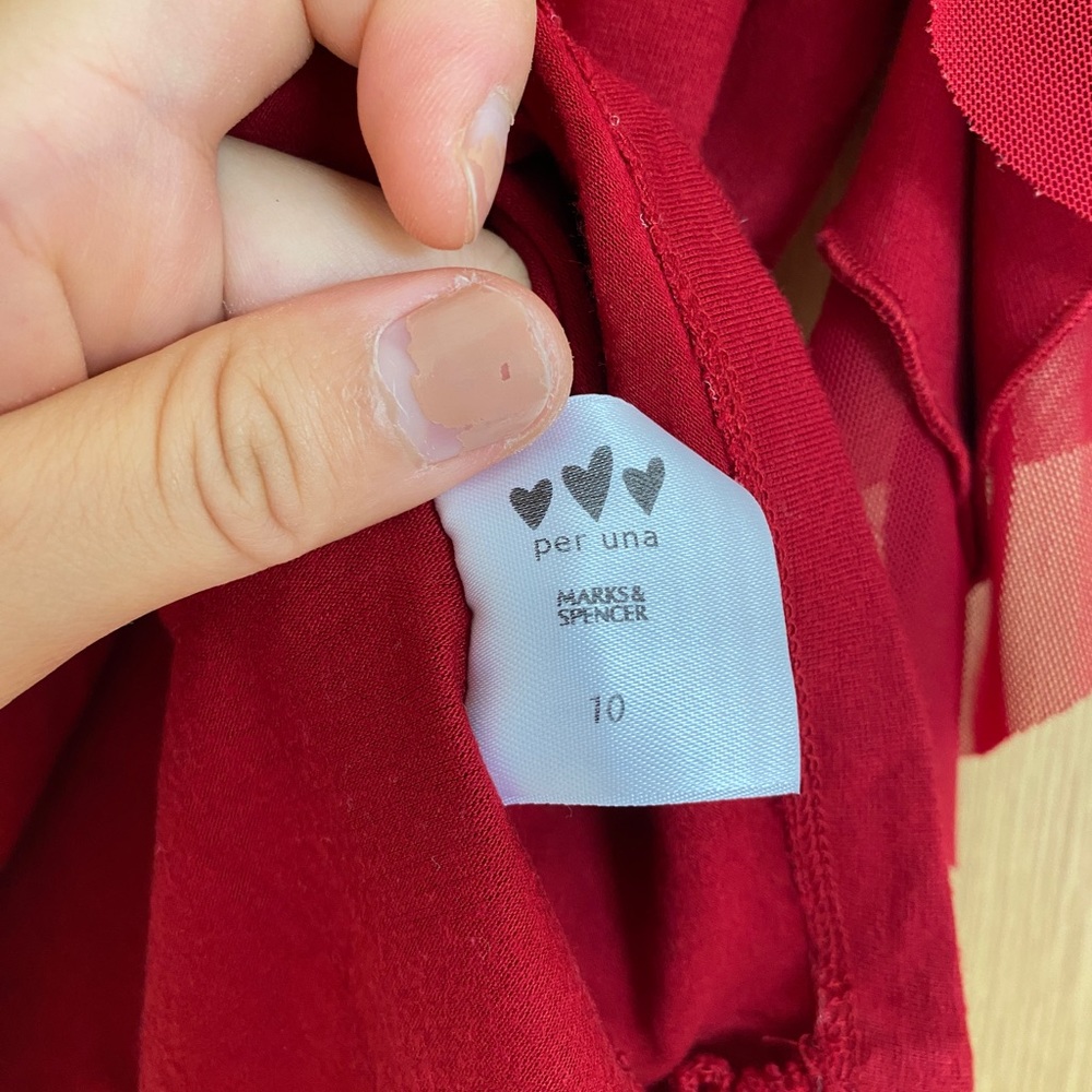 M&S Plain Red Romantic Blouse with Ruffle Sleeves (Womenโs Size UK 10) - Picture 4 of 5